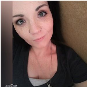 Meet your Posher, Crystal ann